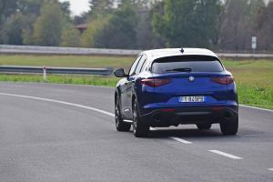 Alfa Romeo Stelvio Sprint 2019 года 